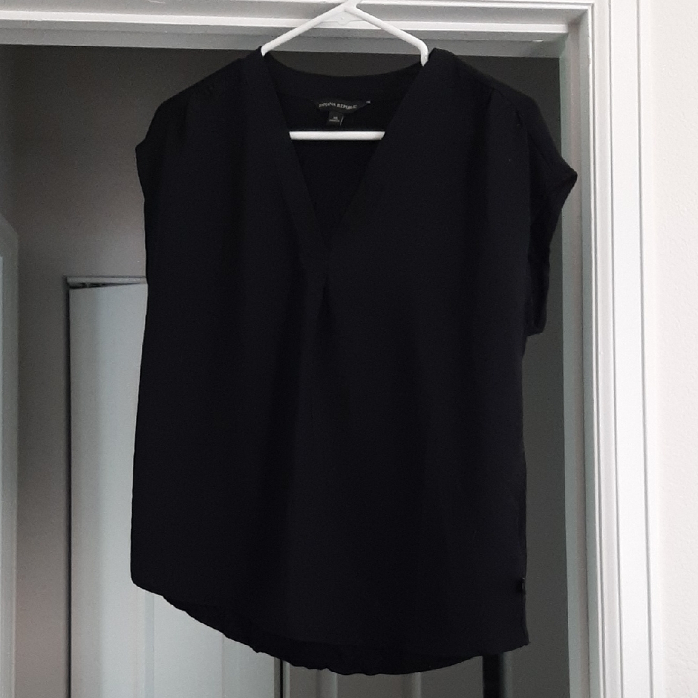 Banana Republic Black Boxy Cap Sleeve Blouse